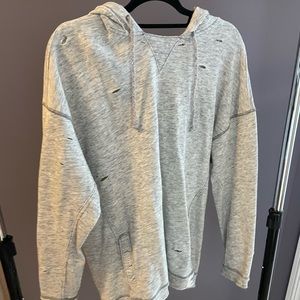 Hollister oversized distressed hoodie size: M